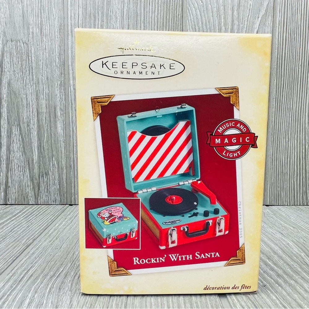 Vintage 2005Hallmark  "Rockin' With Santa" Christmas Ornament record player rare